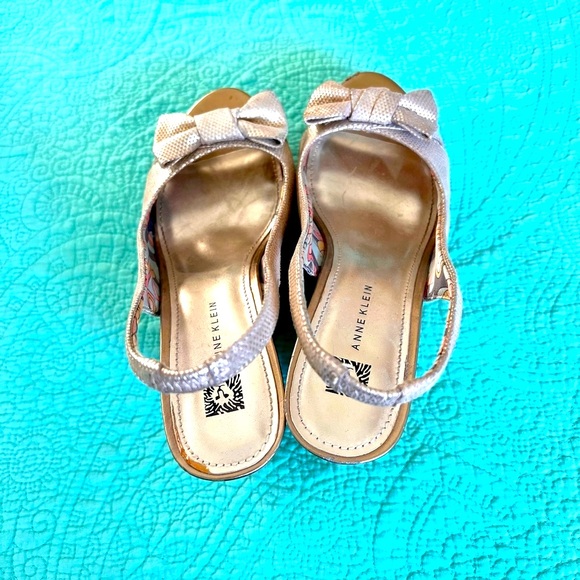 Anne Klein Gold Tone Leather Upper Cork Wedge Open Toe Sandal with Large Bow - Picture 11 of 16